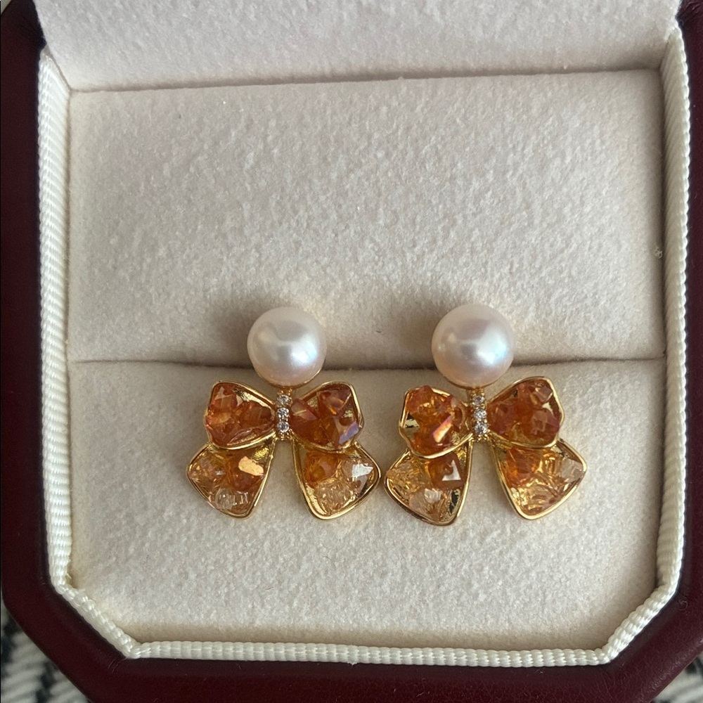 Pearl Gold and Amber Bow Earrings
